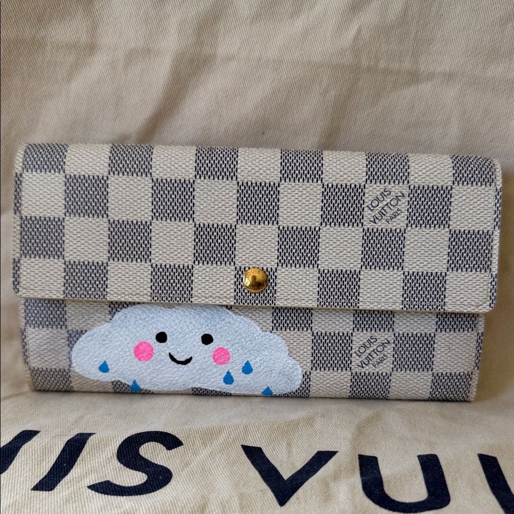Louis Vuitton White And Gray Damier Azure Wallet With Cloud Applique